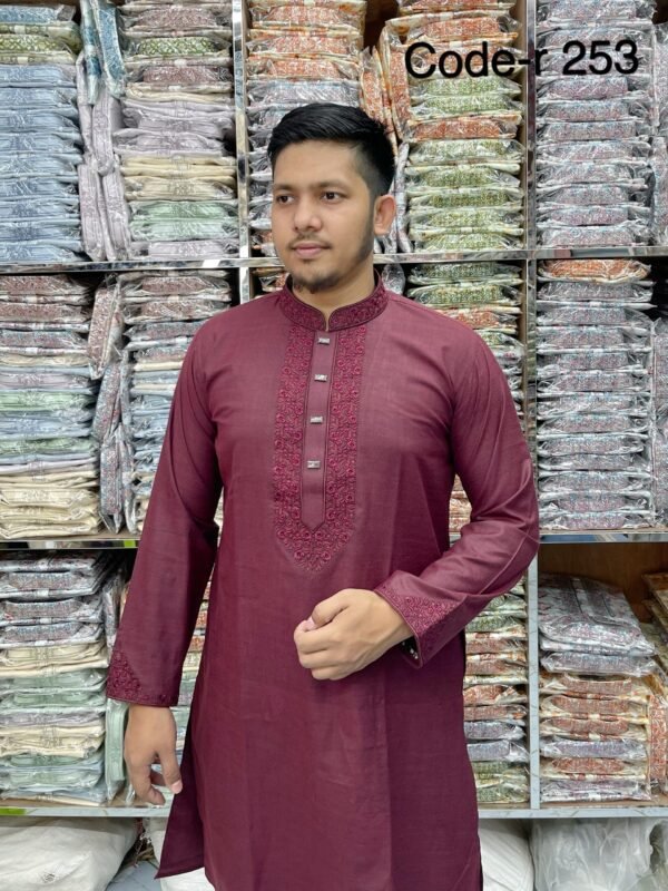 AS- Code : R 253 ( Maroon )